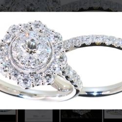 Beautiful Diamond Ring Set 