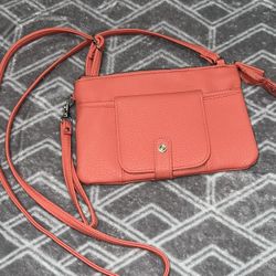 Women’s Purse - $3