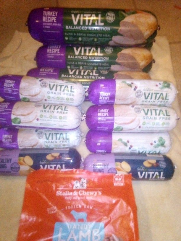 Lot's Of Fresh Pet Dog Food