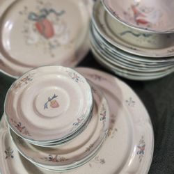  Vintage Goose Stoneware Dish Set 