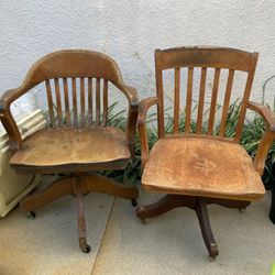 VINTAGE SOLID WOOD DESK OFFICE SWIVEL CHAIRS