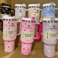 Hello Kitty Stanley 