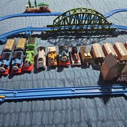 TOMY Trackmaster Thomas and Friends Train Lot