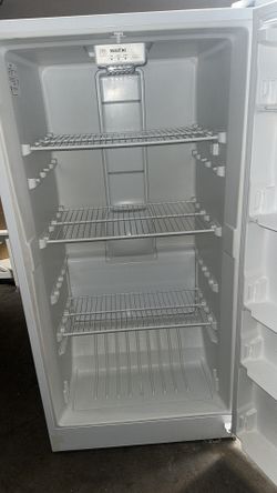 MAYTAG Standup Freezer