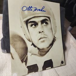 Otto Graham Framed, Autographed 8x10 Photo W/coa