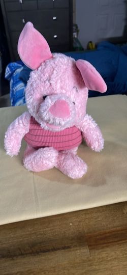 Disney store plush piglet