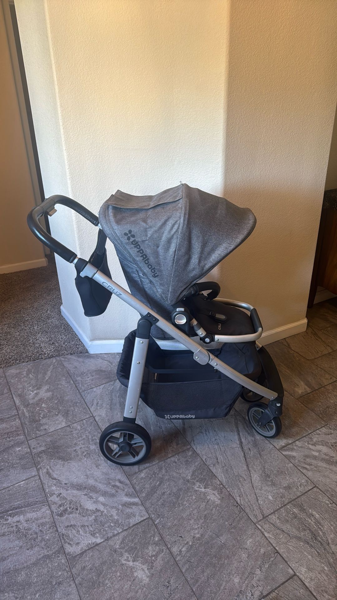 Uppababy Cruz Stroller