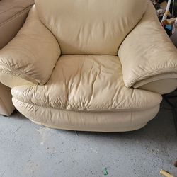 Cozy Leather Chair