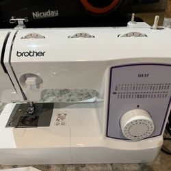 Brother GX37 Sewing Machine $45
