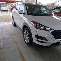 2019 Hyundai Tucson Awd SE