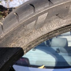 Tires 255/35/R19