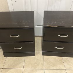 2 two-drawer night stands