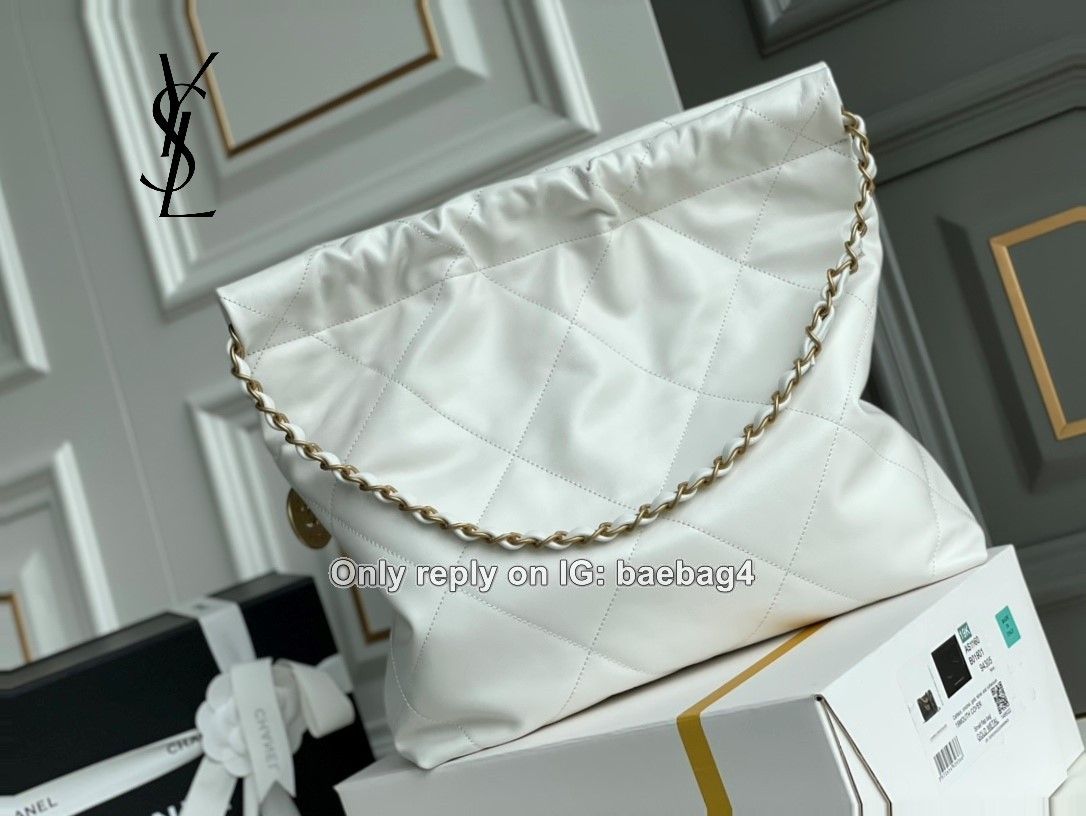 Chanel 22 Handbag 93 Available