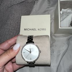 Silver Diamond Face Michael Kors Watch 