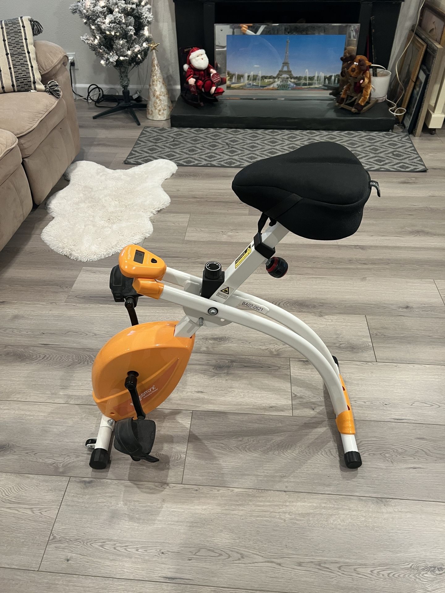 Ergonomyx Foldable Under Desk Bike