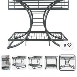 Metal bunk bed.  Cama litera