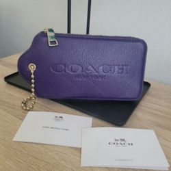 Coach Large Hangtag Wallet/Wristlet