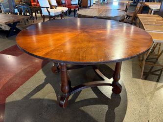 ETHAN ALLEN Mixed Wood Inlaid 56″ Round Dining Table
