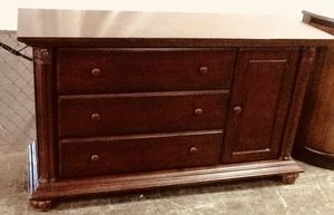 Baby Cache Heritage Dresser Cherry For Sale In Arcadia Ca Offerup