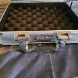 Two Aluminum gun Carrie Case