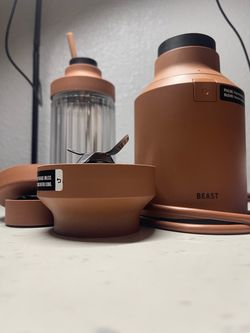 Beast Blender with Accessories