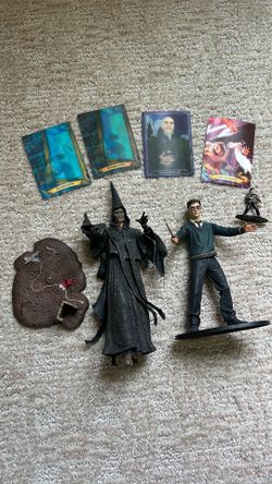 Harry Potter figurines etc