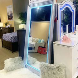 Floor mirror W/LED Lights