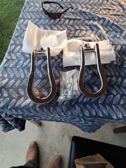 Gm Recovery Hooks..$80