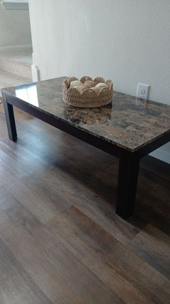 Short Living Room Table Top 44x22" Height 15" Pickup Only Close To 45s And Beltway 8 Zip Code 77075