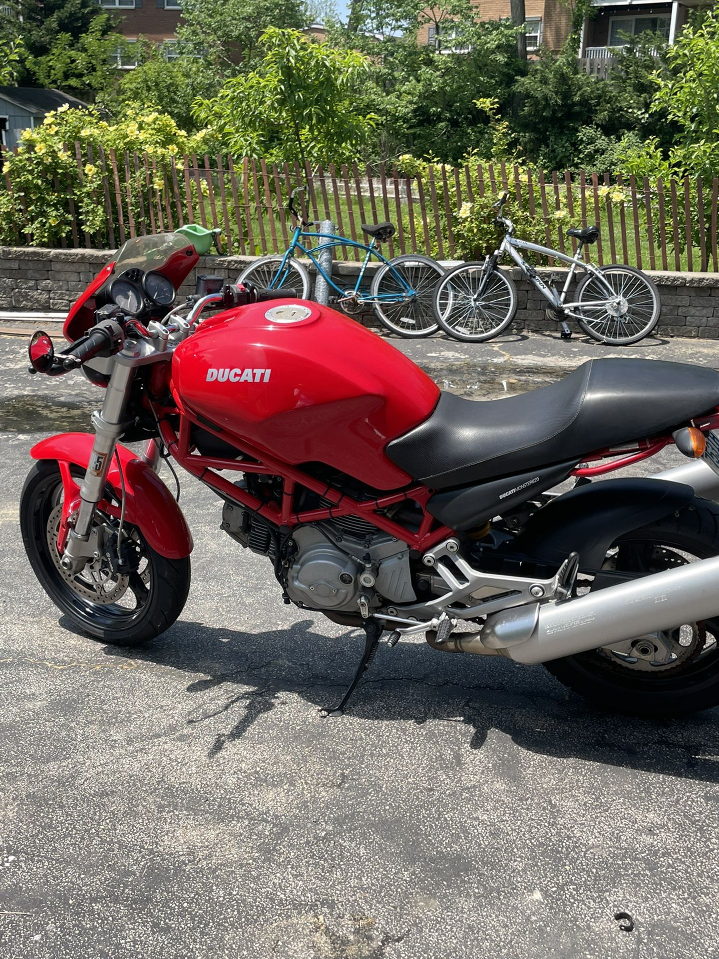 Ducati Monster 620 red