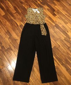 Women’s Jumpsuit Size XL (NEW with Tags - FINAL PRICE)