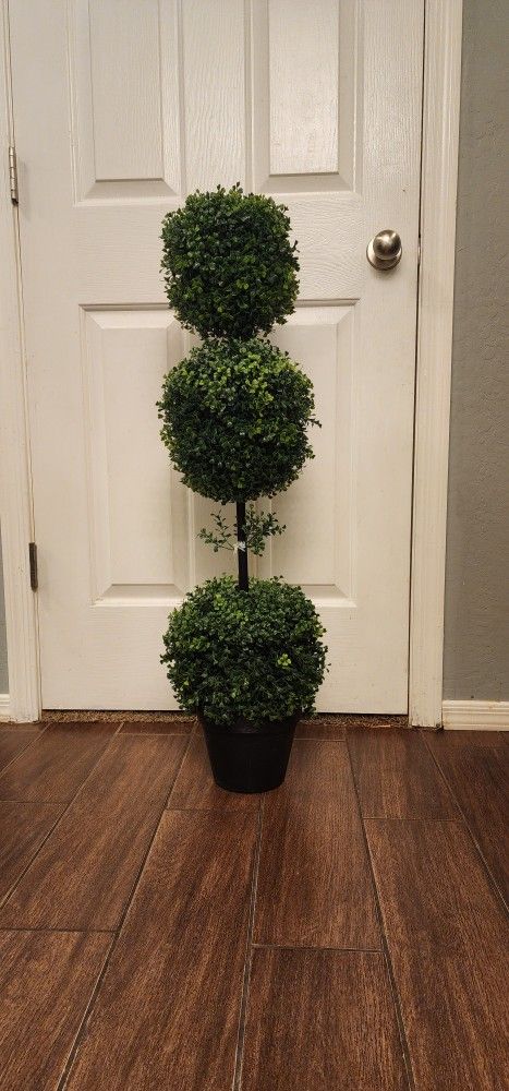 3ft. Boxwood Triple Ball Topiary Artificial Tree (Indoor/Outdoor)

