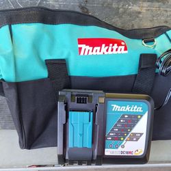 New Fast Makita Charger with Bag. 