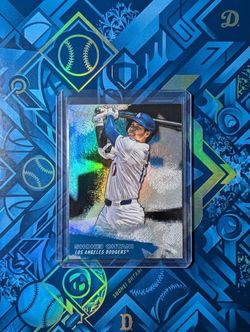 Shohei Ohtani Topps LA Dodgers Holo Baseball Card