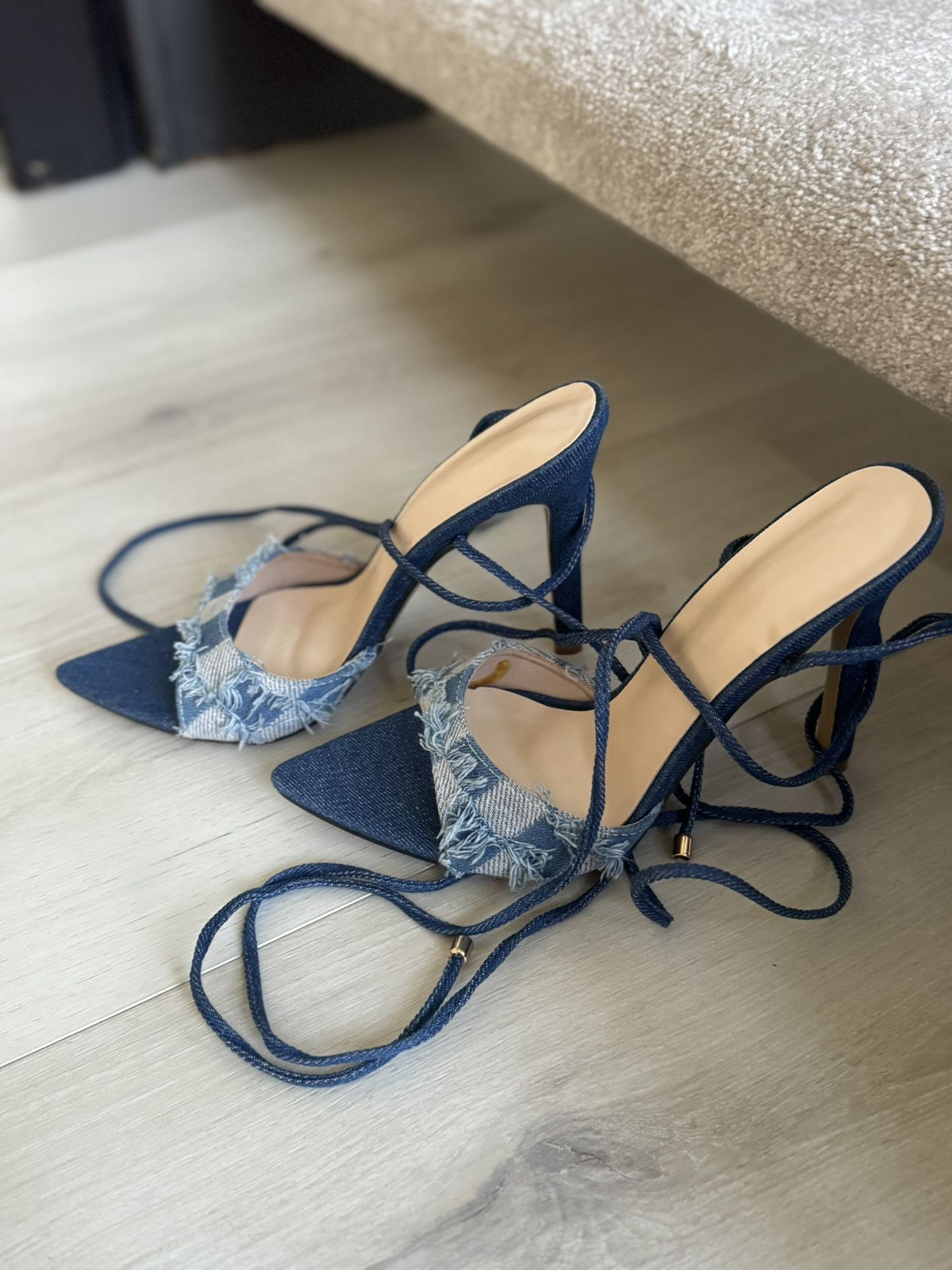 Women’s Shoes Heels Size 39
