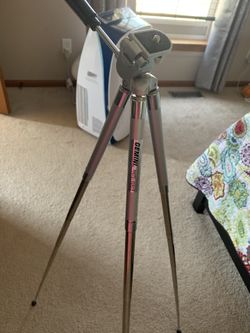 Camera/video tripod