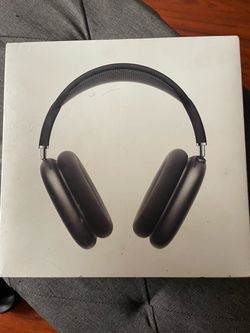 Used AirPod Max with charging cord