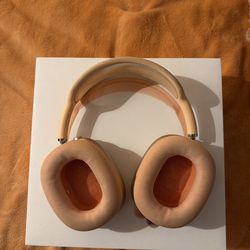 Coral pink airpod pro max’s