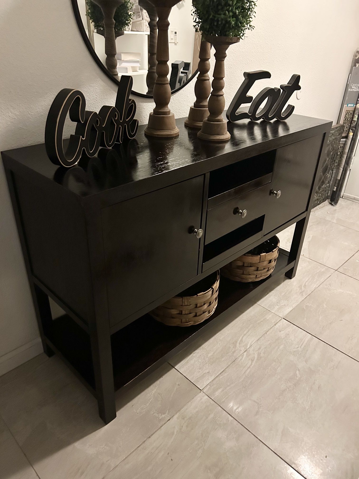 Farmhouse Console & Mirror