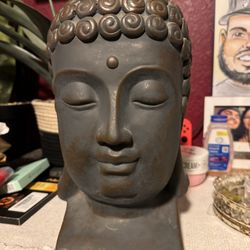 Buddha Head Statue 