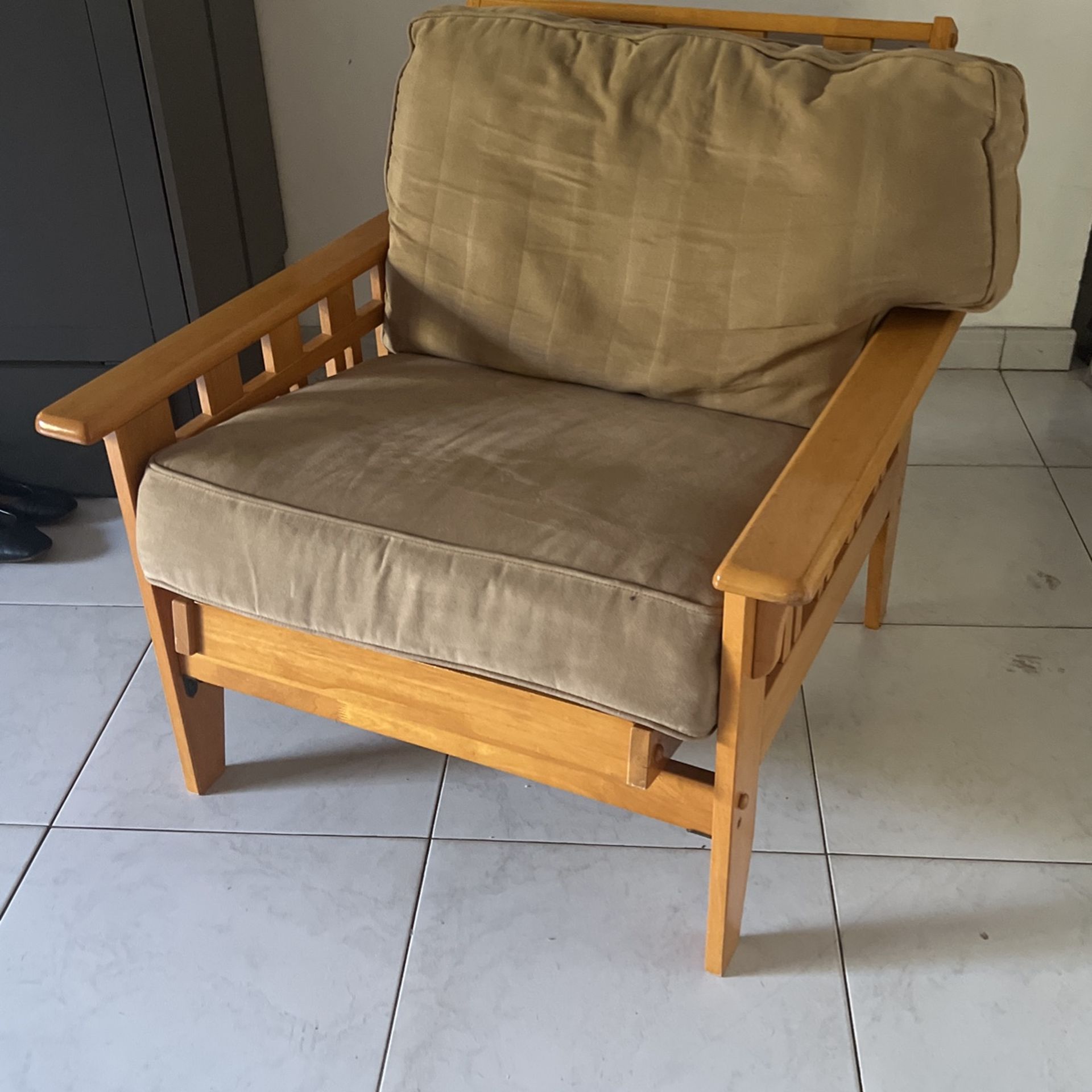 Don’t Miss Out - Beautiful Wood Chair That Also Can Recline And Lay Flat
