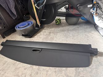 BMW X3 Rear Cargo cover storage