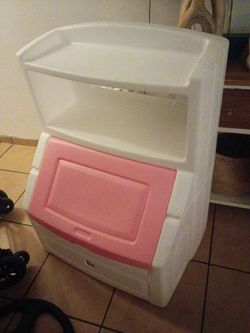 Vintage pink toy box