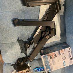 24” Monitor-2x Monitor Arms-2-DDR -1x DLink Camera