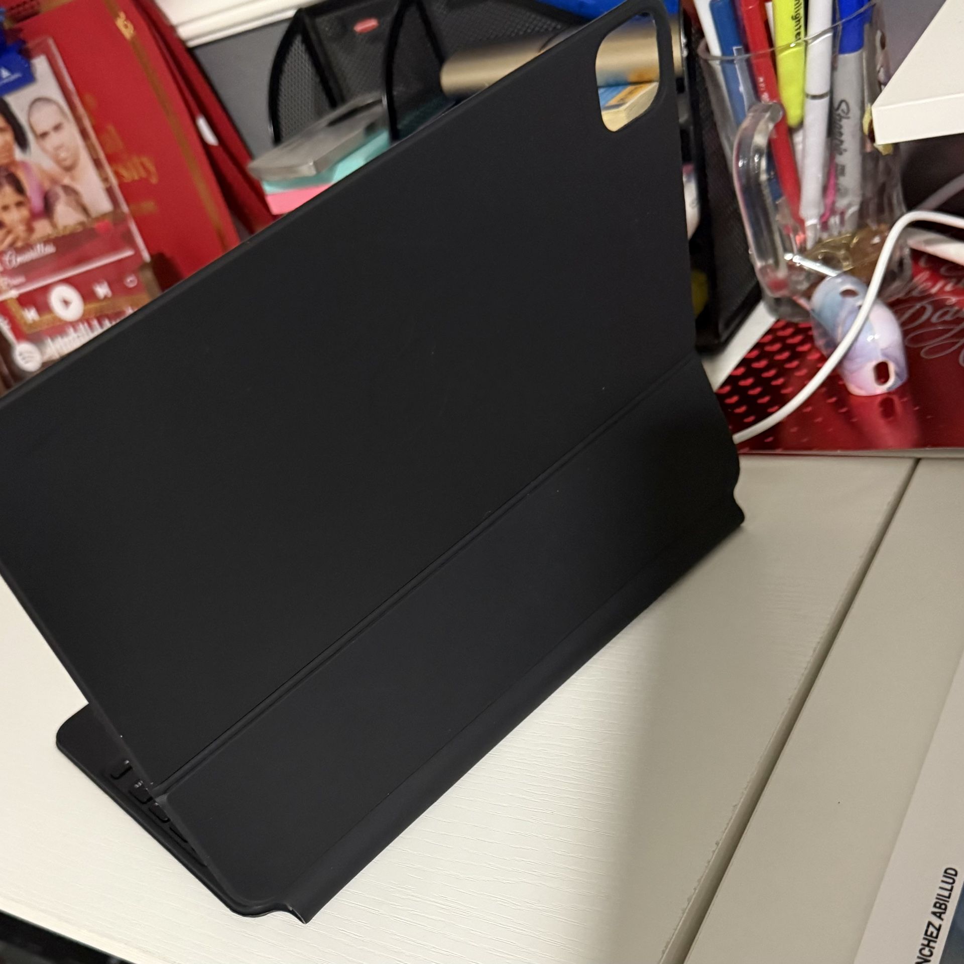 APPLE MAGIC KEYBOARD