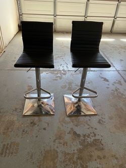 Bar stools black
