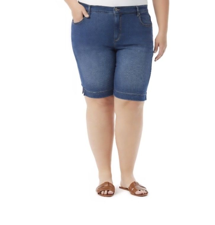 20W Gloria Vanderbilt Ananda Bermuda