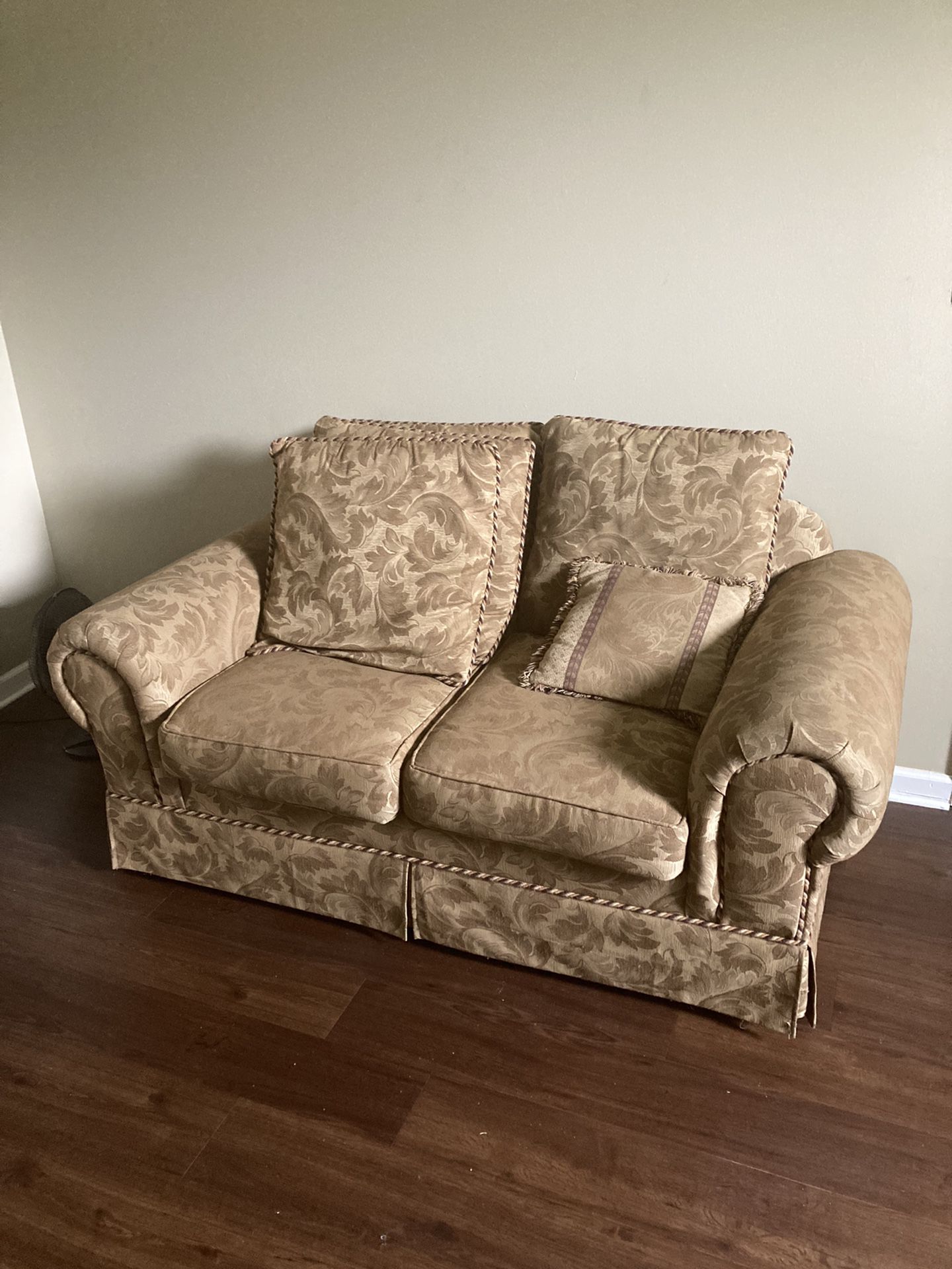 Couch’s Set For Sale!