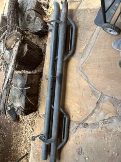Side steps for a truck