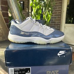 Jordan 11 Low Diffused Blue
